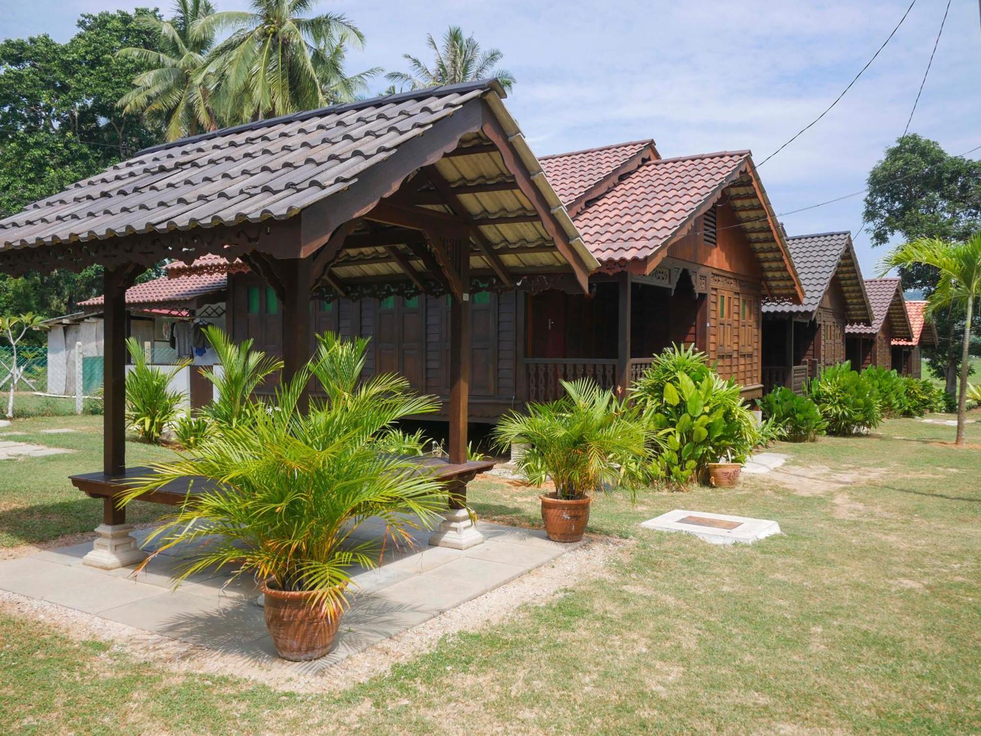 Kampung Tok Lembut Vacation Home Pantai Cenang  Exterior foto